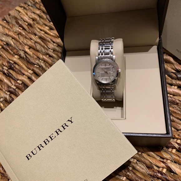 Burberry Accessories - Classic timepiece by Burberry, BU1351